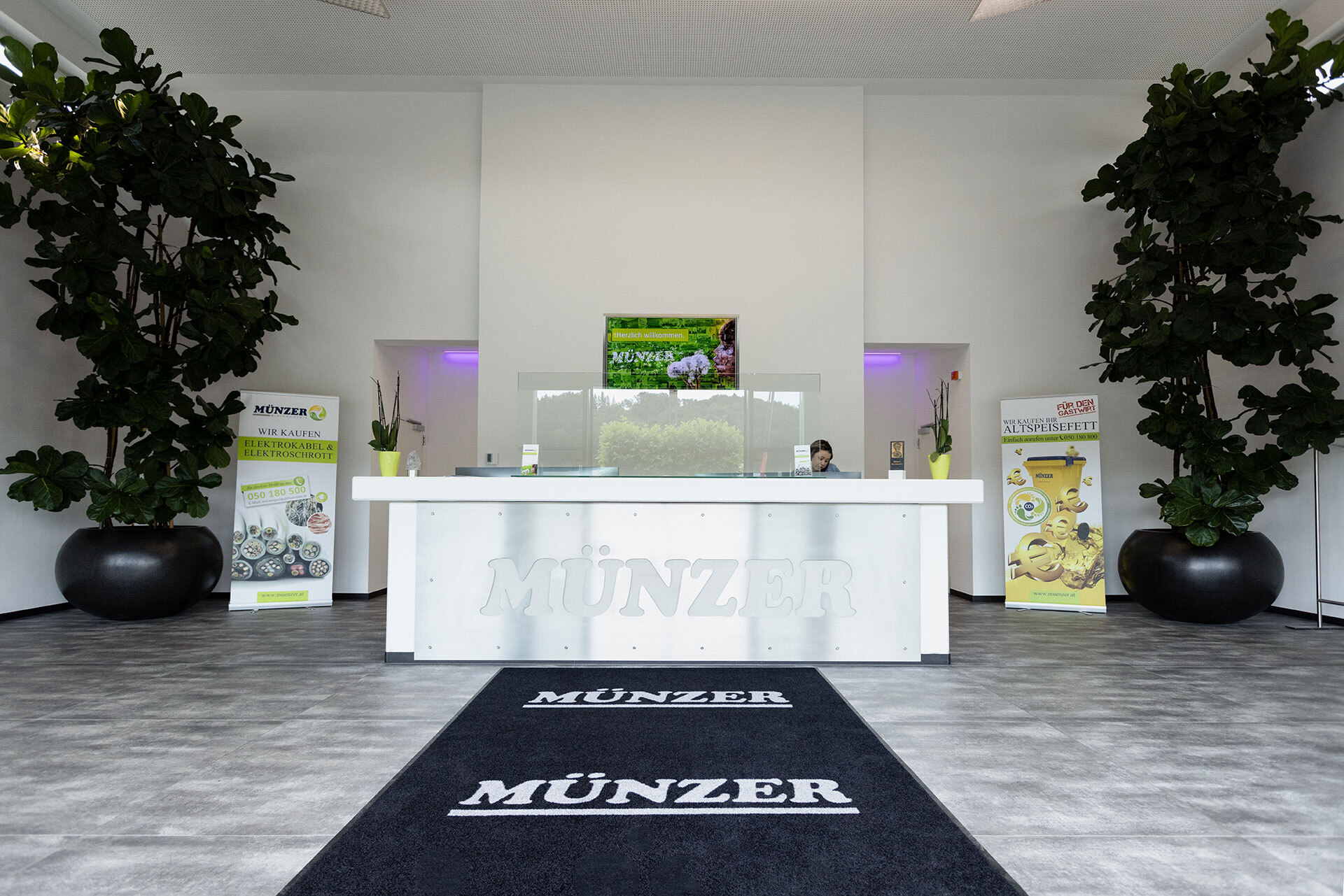 Standort Münzer Eingangsbereich Rezeption